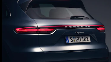 Posche Cayenne - bootlid