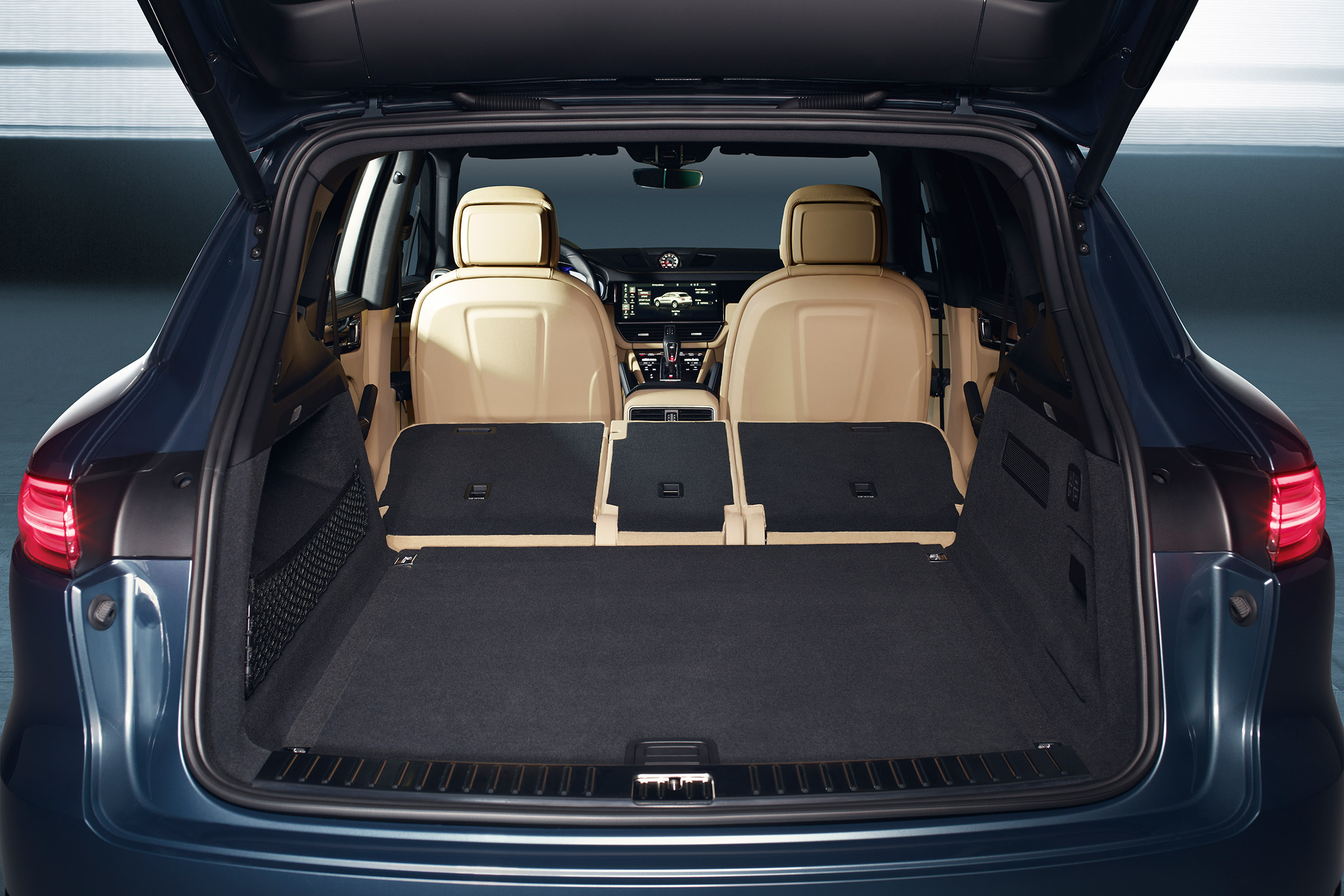Posche Cayenne - boot