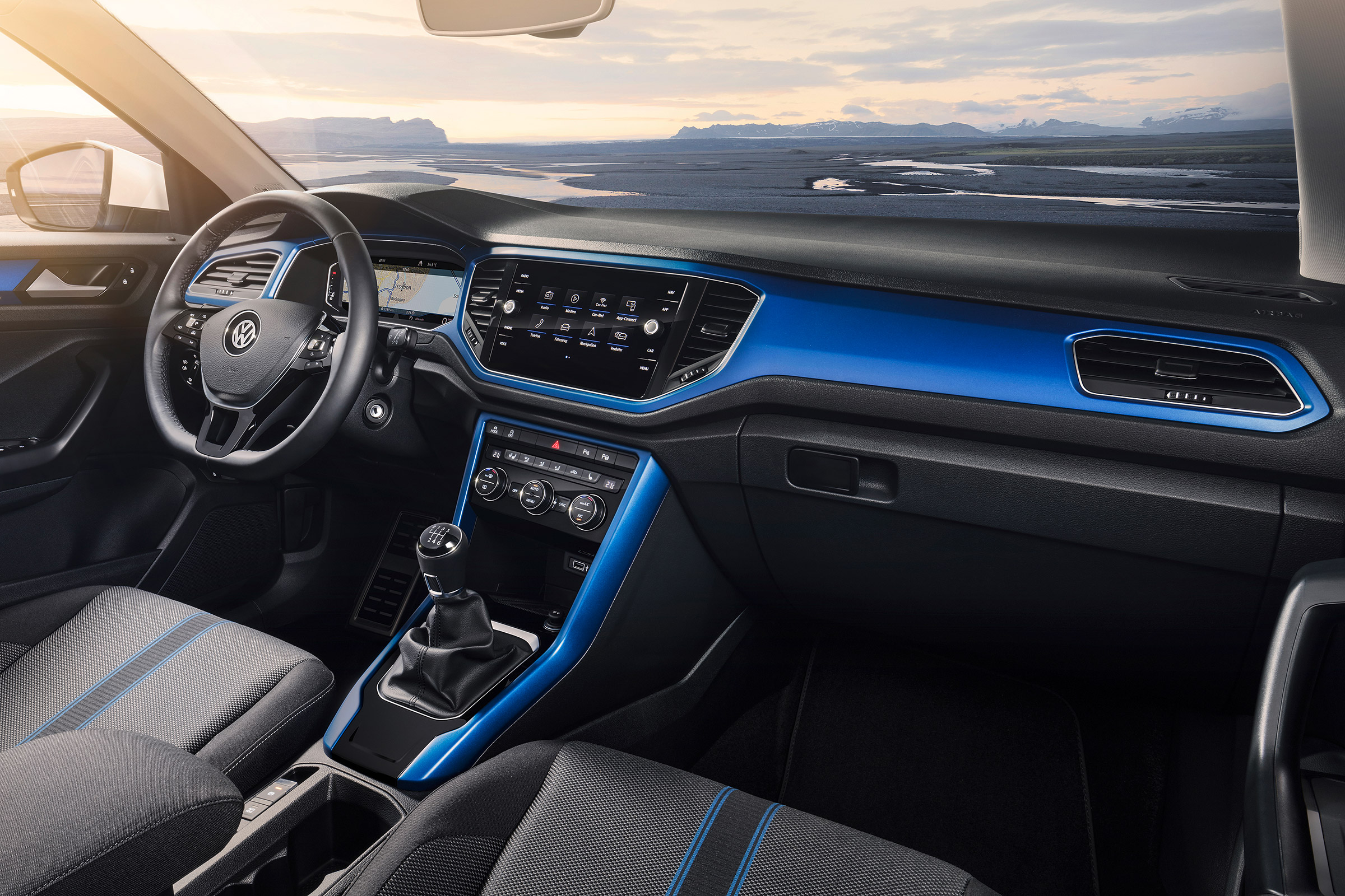 VW T-Roc - Blue interior