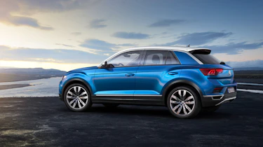 VW T-Roc - Blue rear quarter