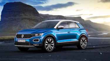 VW T-Roc - Blue front static