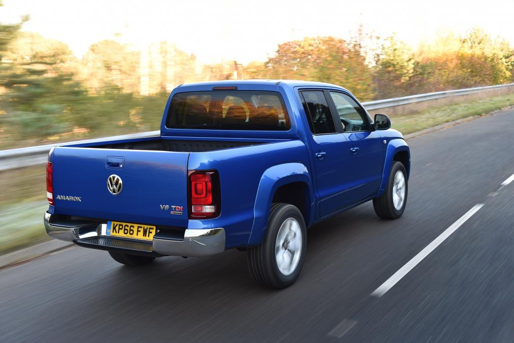 VW Amarok V6 - driving