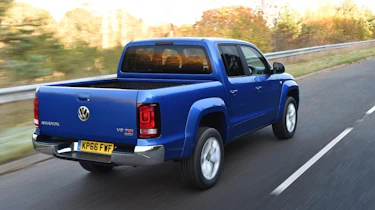VW Amarok V6 - driving