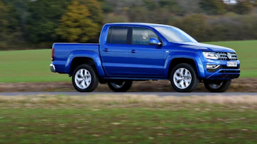VW Amarok V6 - side