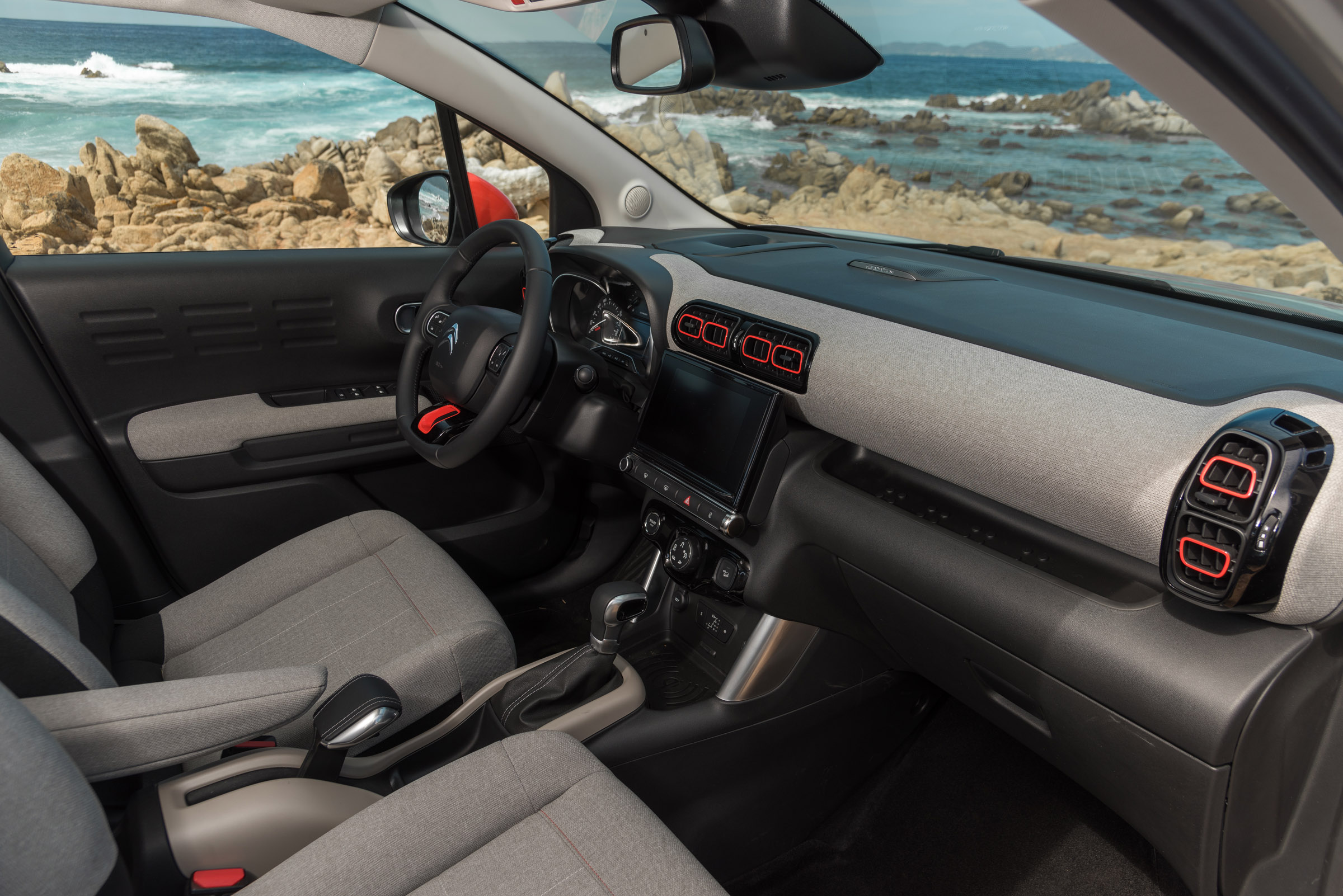 Citroen C3 Aircross - interior 2