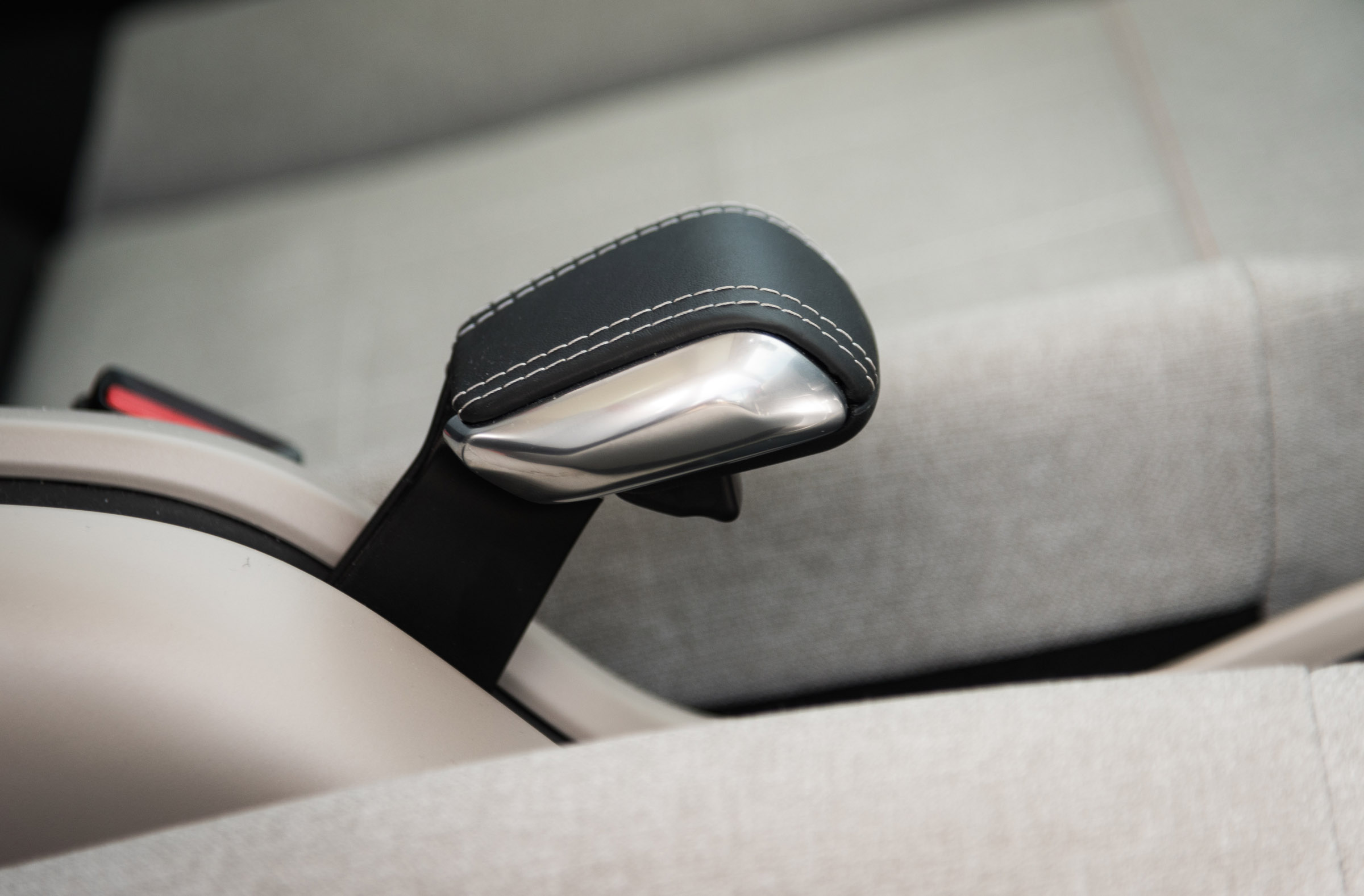 Citroen C3 Aircross - handbrake