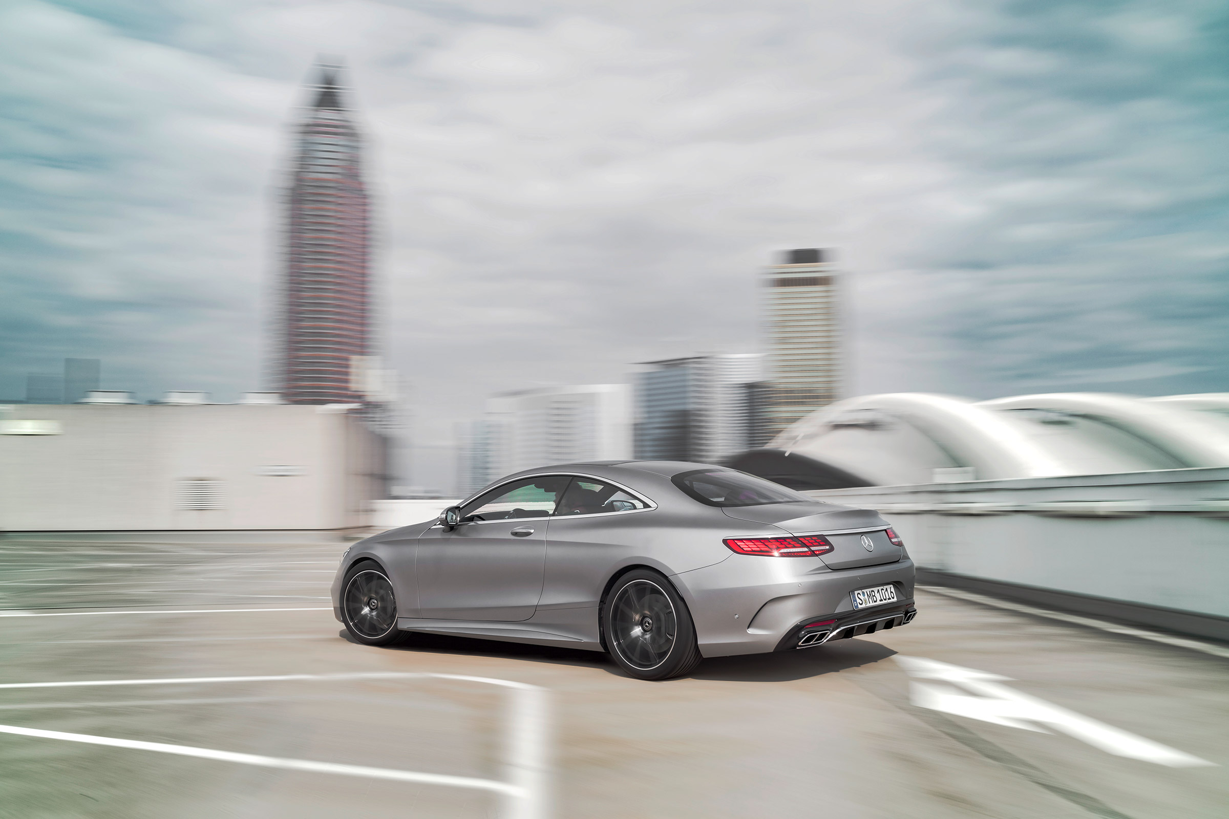 Mercedes S 560 coupe - rear 3.4