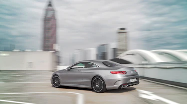 Mercedes S 560 coupe - rear 3.4