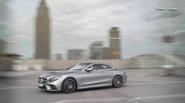 Mercedes S 560 coupe - profile