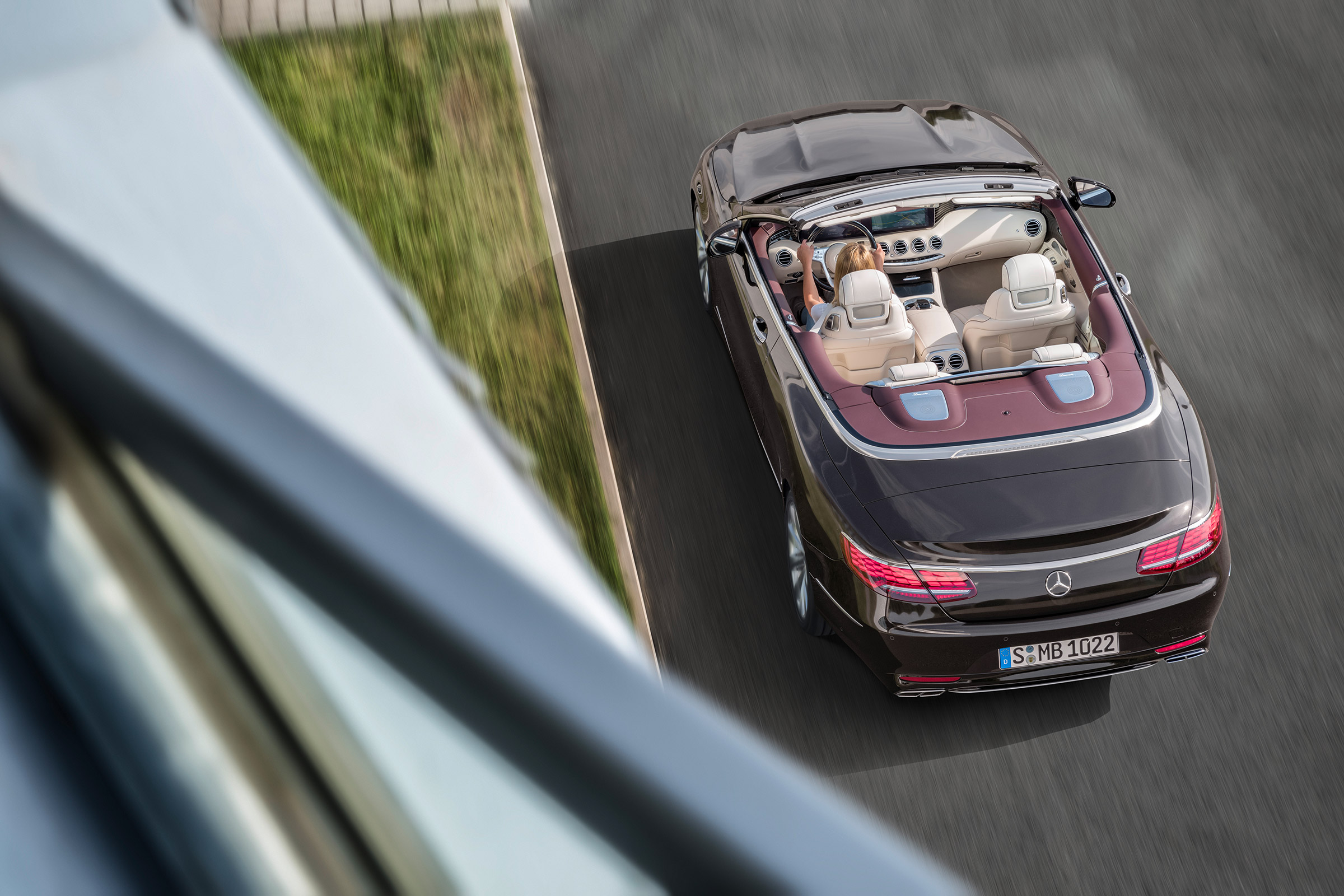 Mercedes S 560 cabriolet - rear top