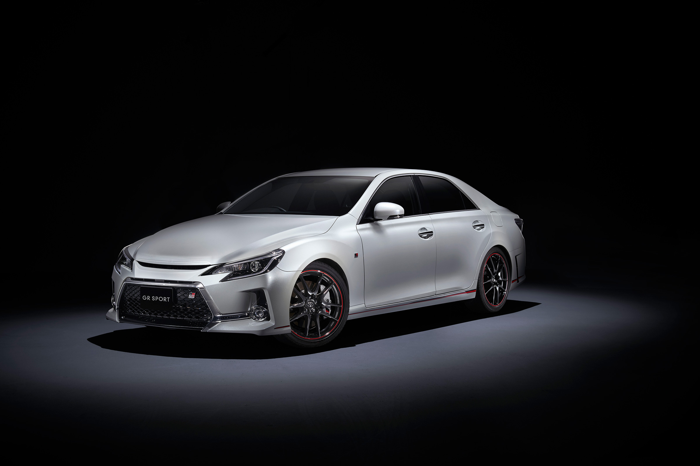 Toyota Mark X GR SPORT - front quarter