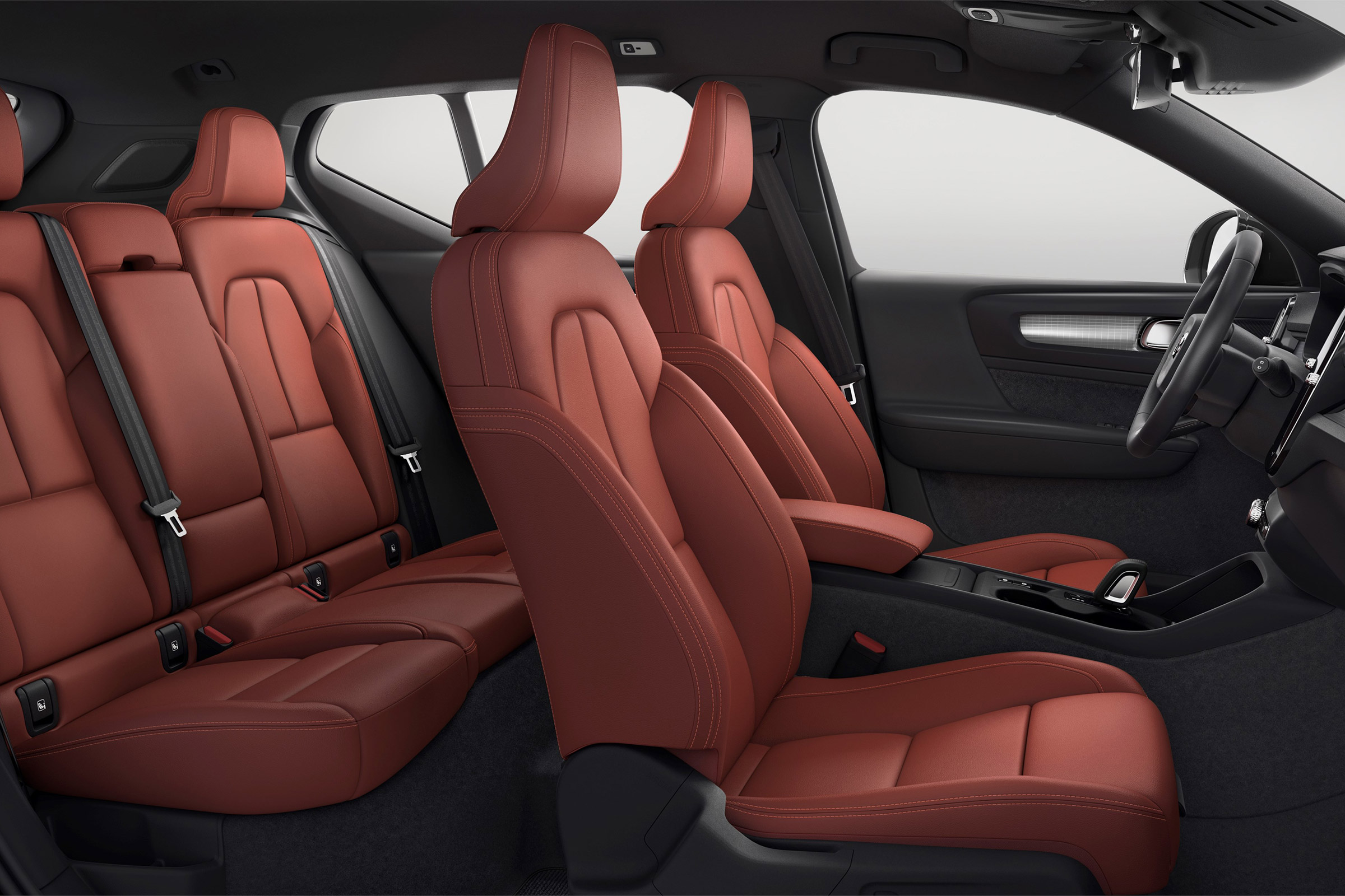 Volvo XC40 - interior