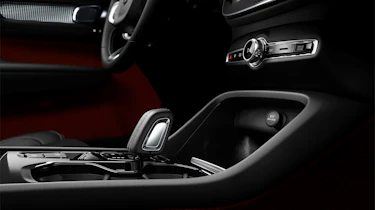 Volvo XC40 - console