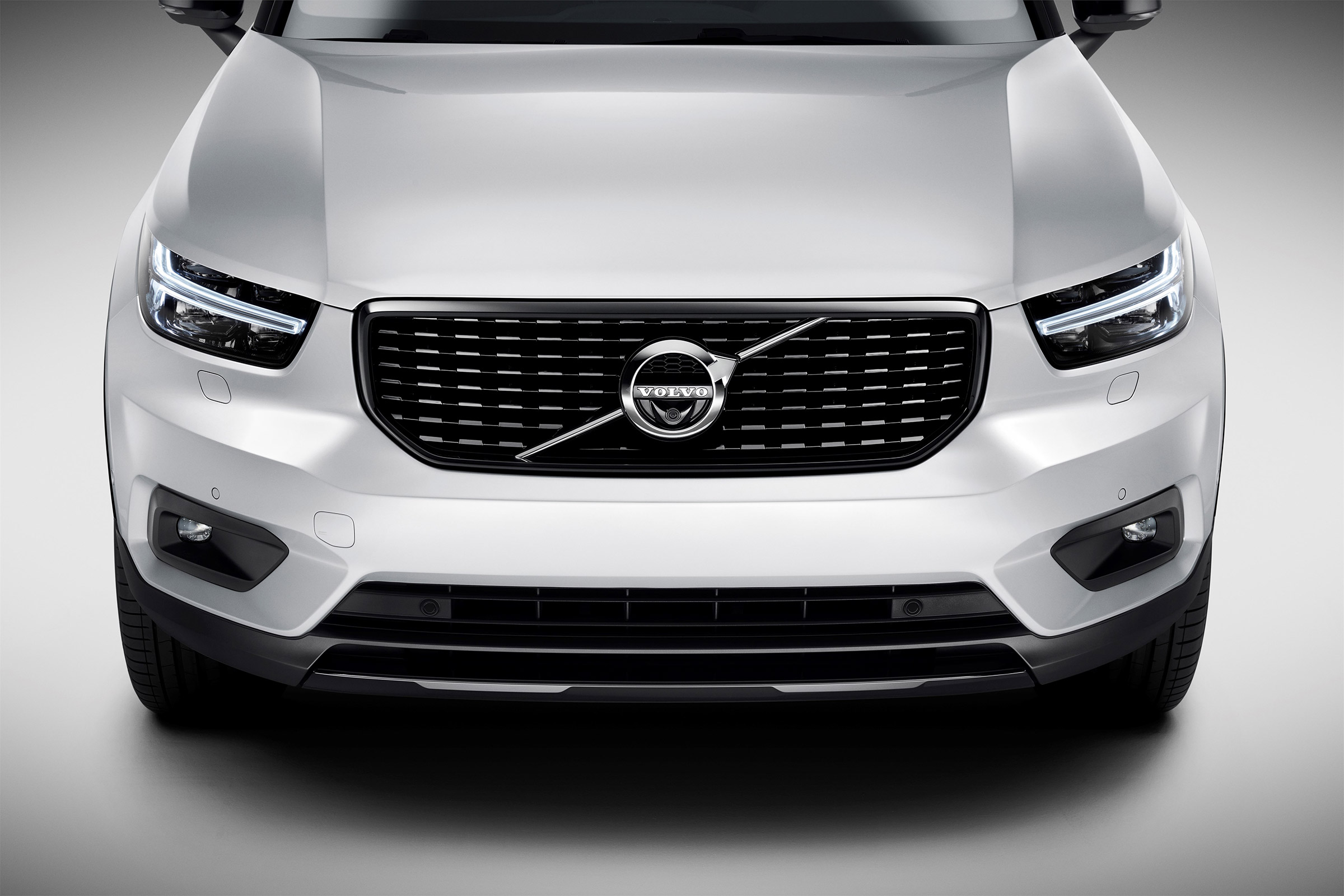 Volvo XC40 - nose