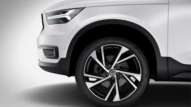 Volvo XC40 - wheels