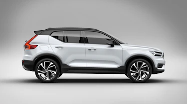Volvo XC40 - profile
