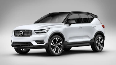 Volvo XC40 - front quarter
