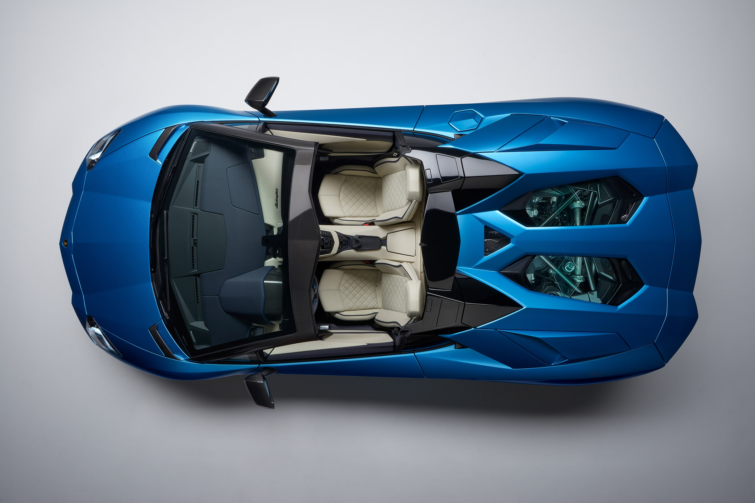 Lamborghini Aventador S Roadster - top