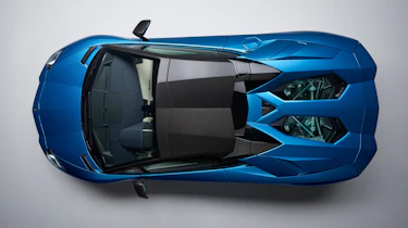 Lamborghini Aventador S Roadster - top