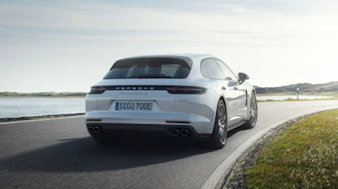 Porsche Panamera Turbo S E-Hybrid Sport Turismo - rear quarter 2