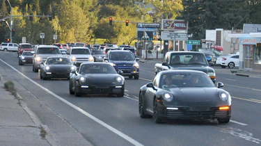 Porsche 911 spy - convoy