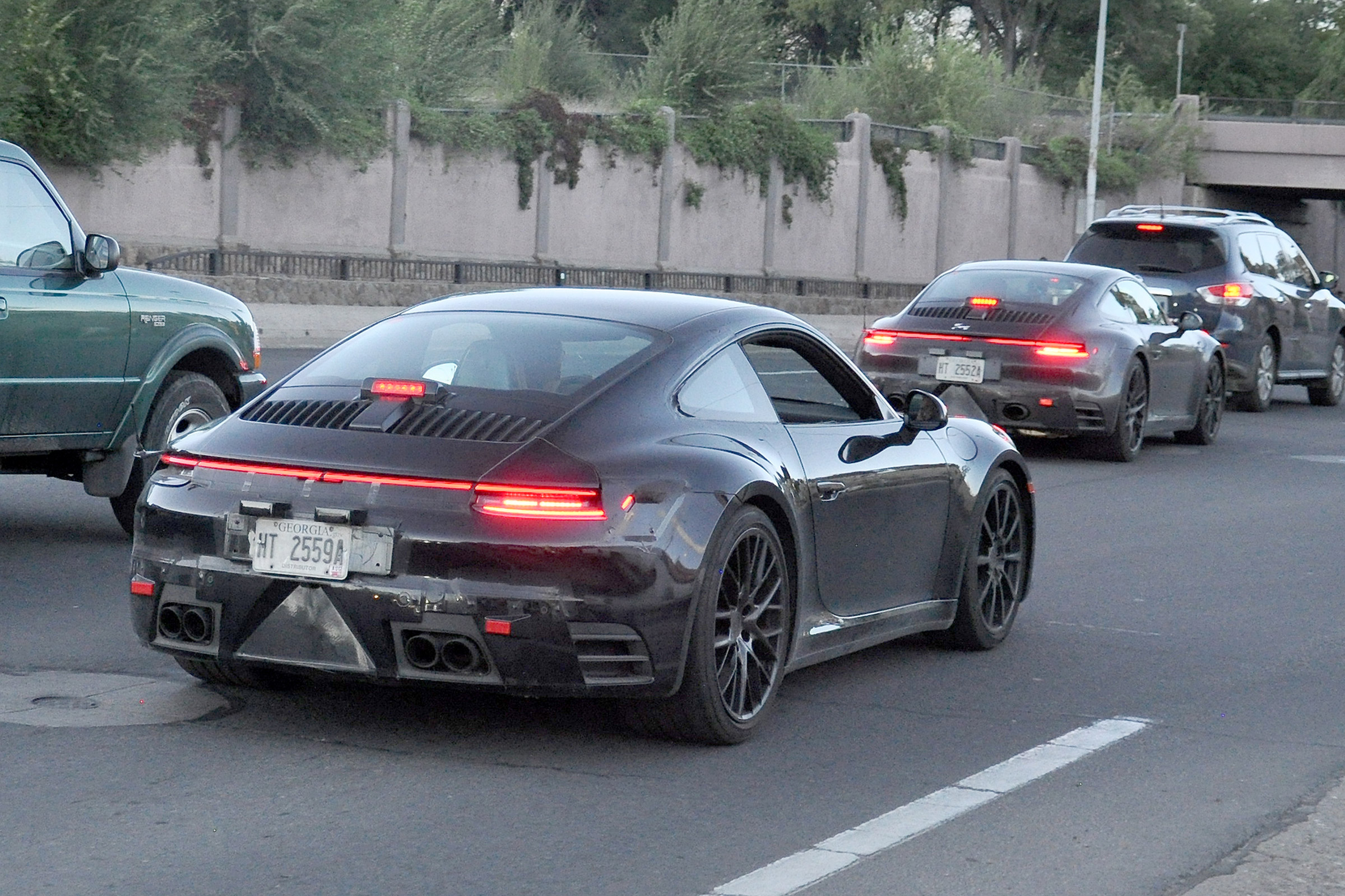 Porsche 911 spy - quarter