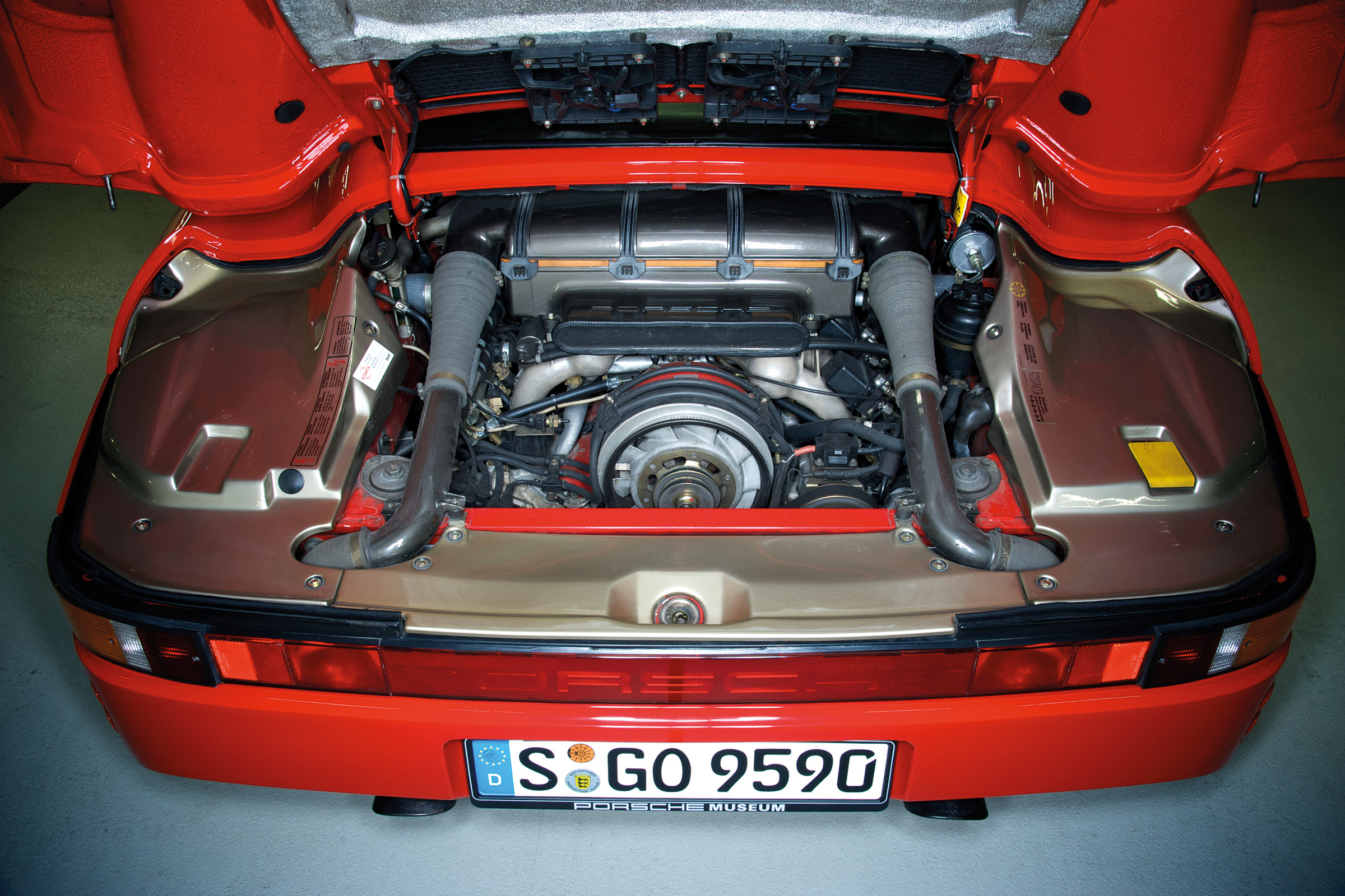 Porsche Carrera GT &amp; 959 - engine