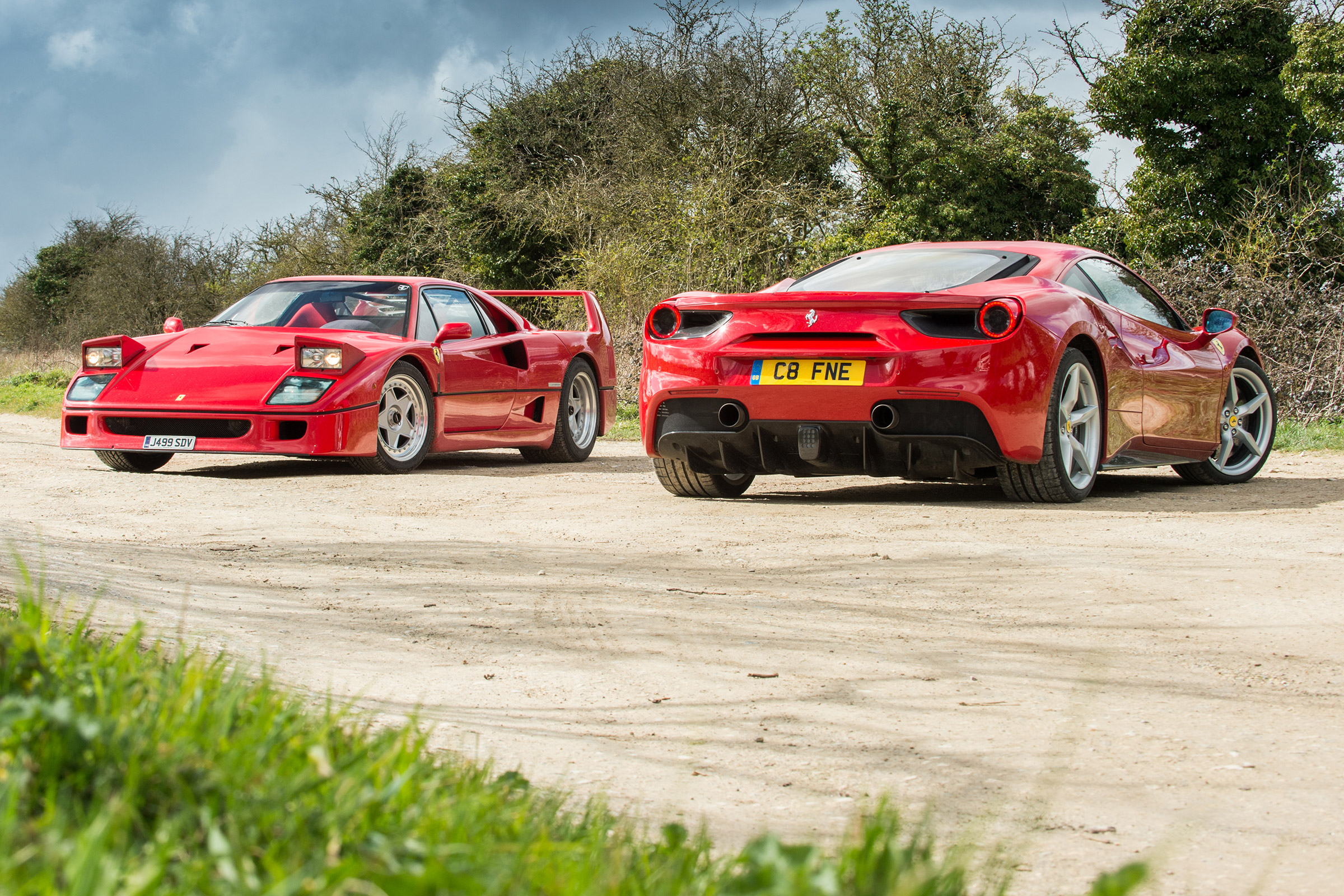 Ferrari turbos 488 F40 -static