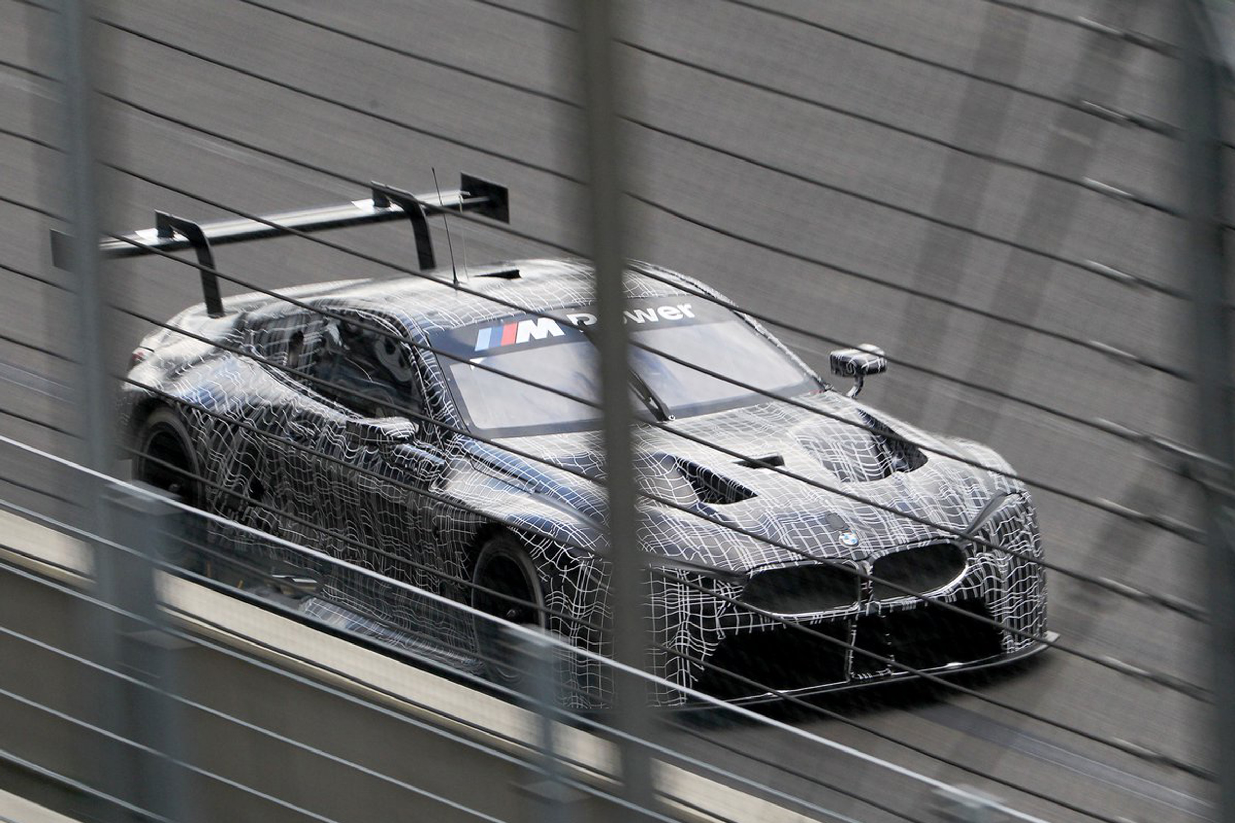 BMW M8 GTE