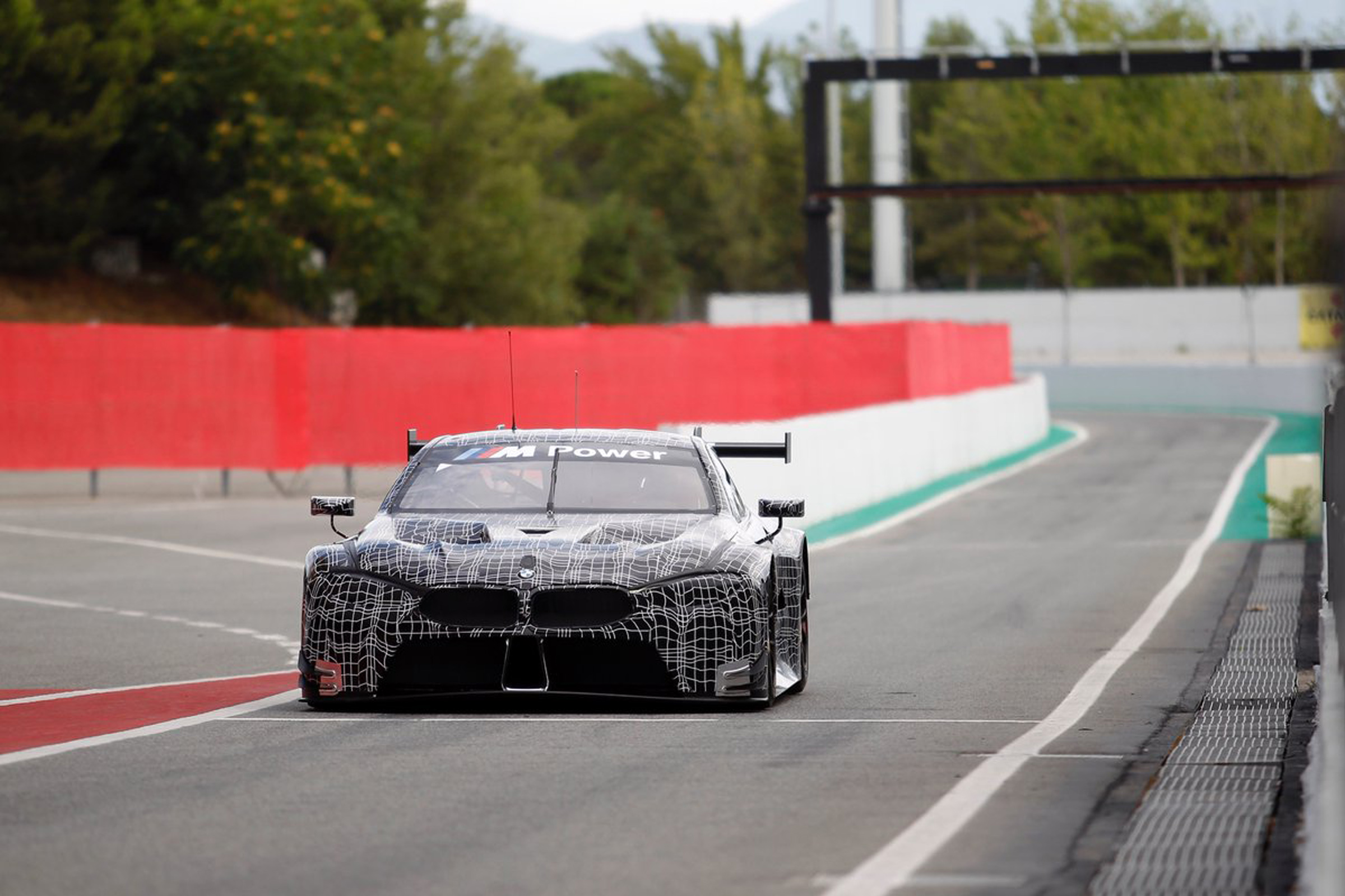 BMW M8 GTE