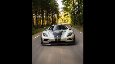Koenigsegg One:1 - front