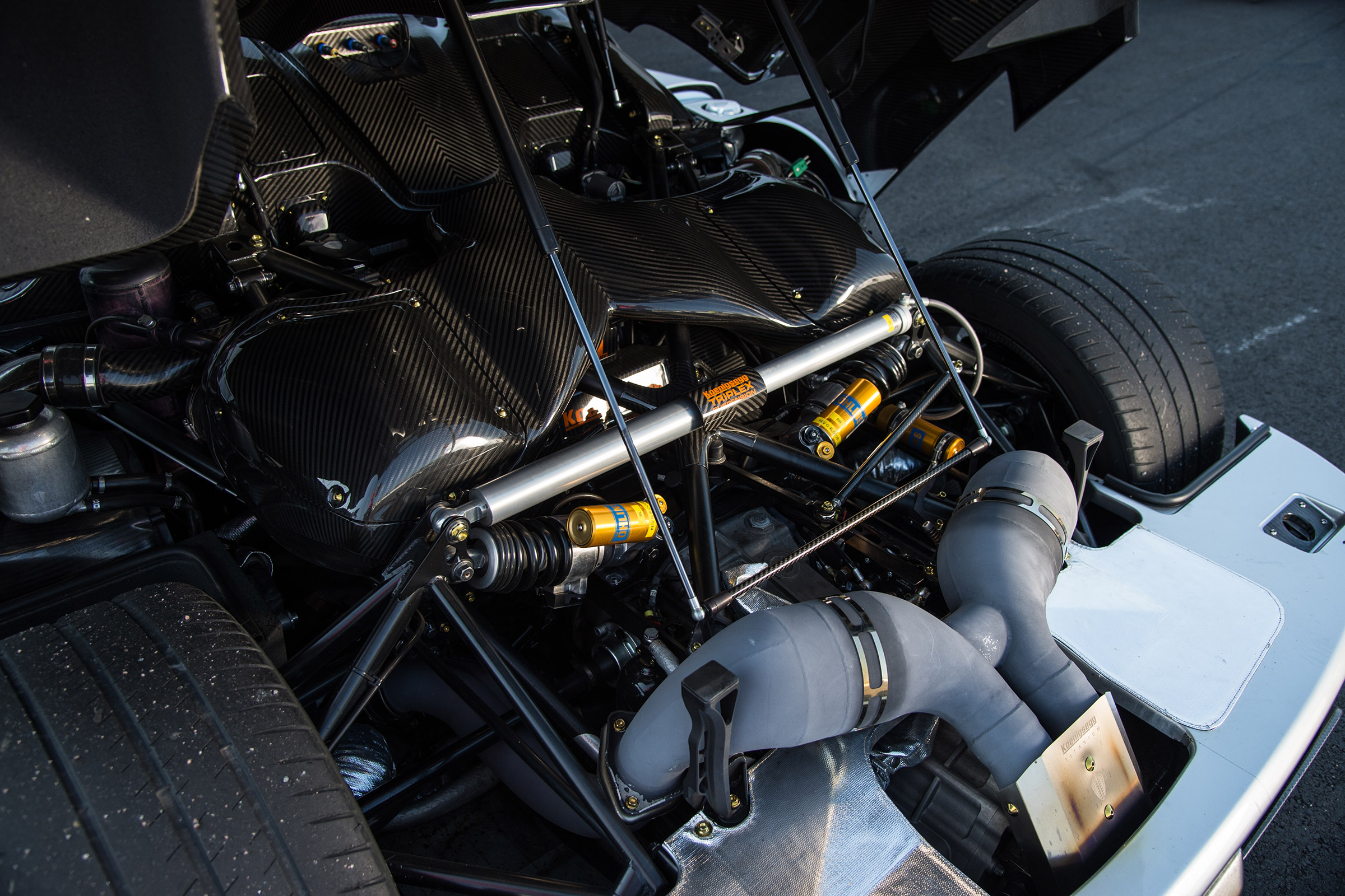 Koenigsegg One:1 - engine