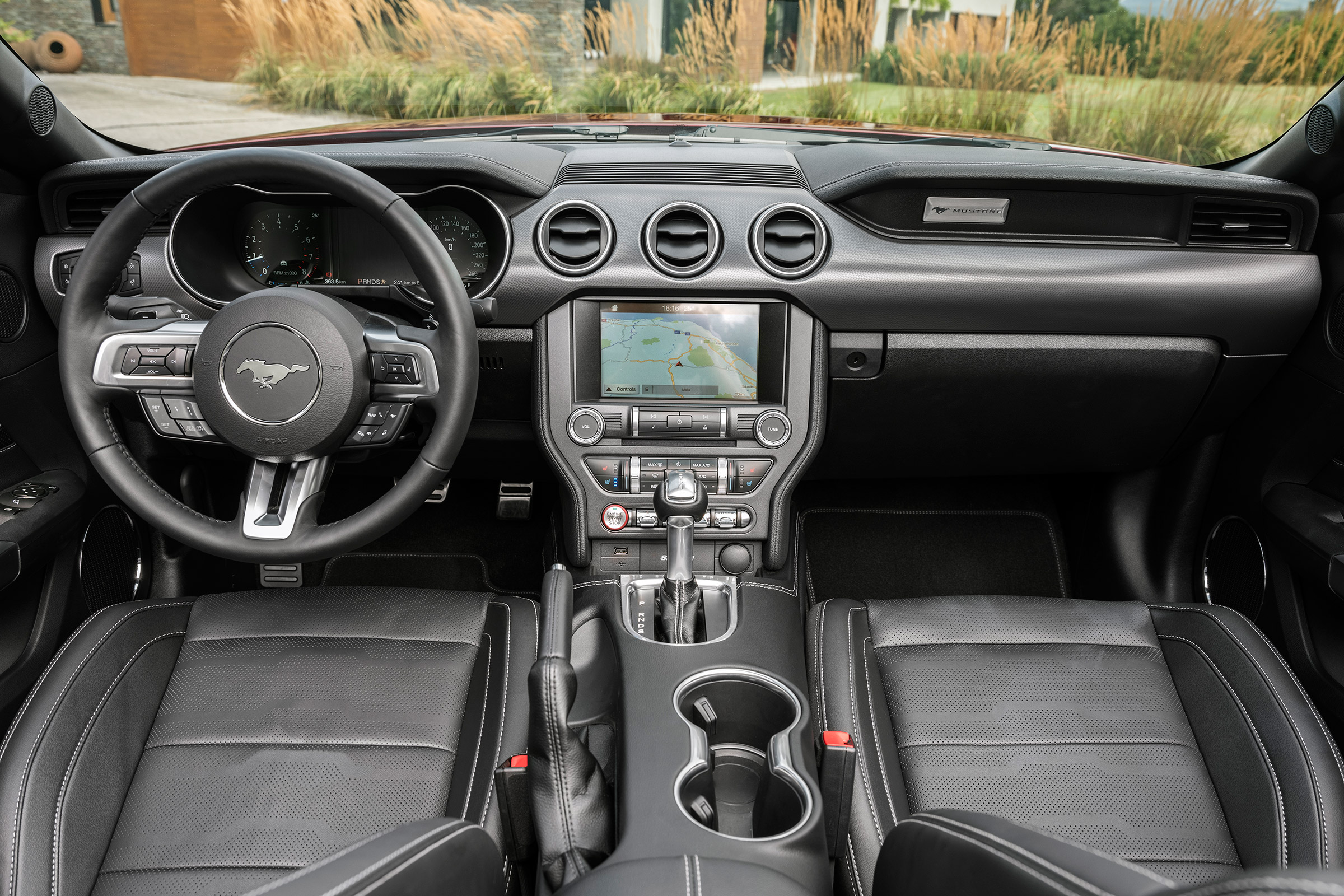 MY18 Mustang - GT interior