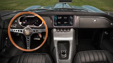 Jaguar E-type Zero dash