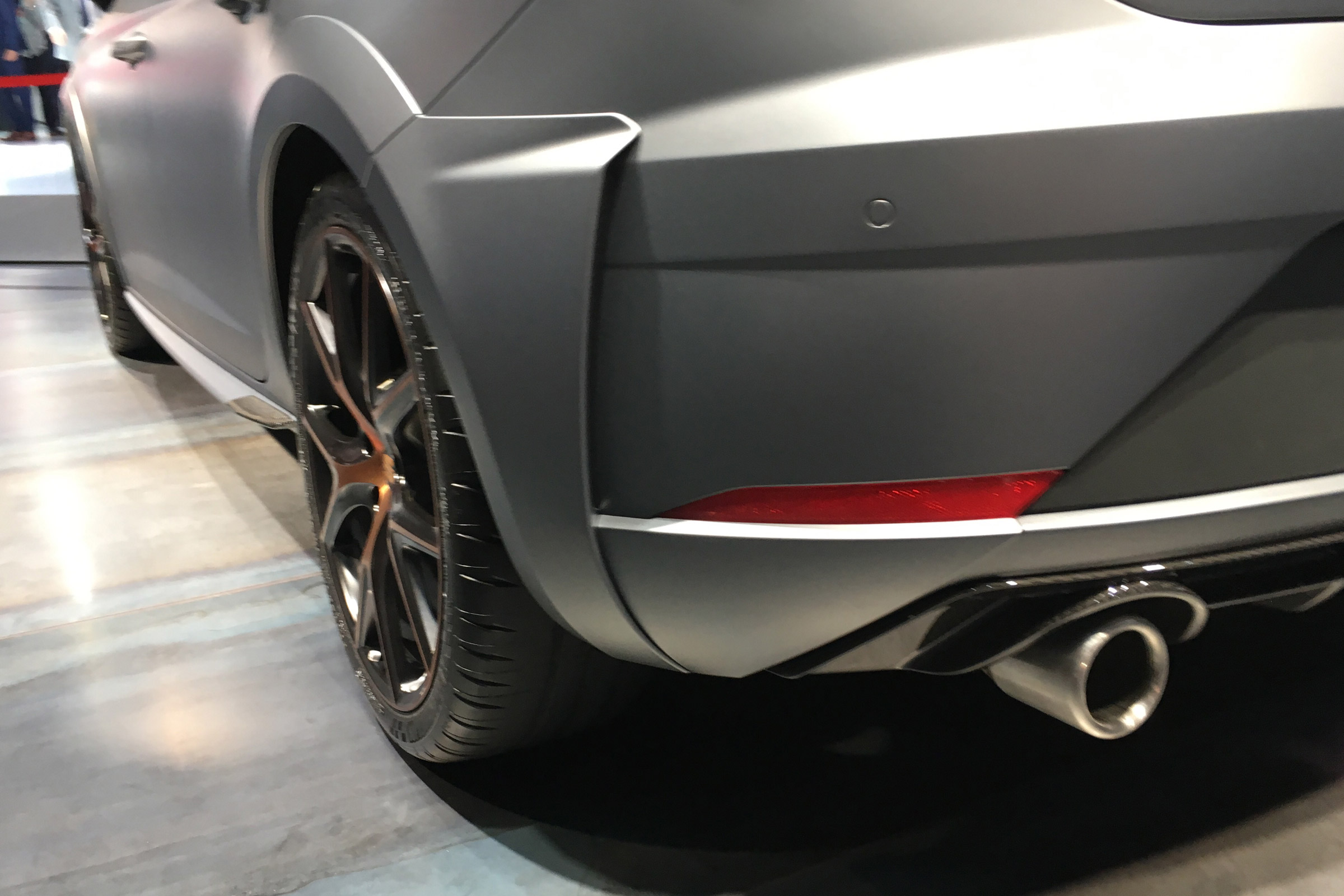 SEAT Leon Cupra R revealed at Frankfurt Motor Show detail