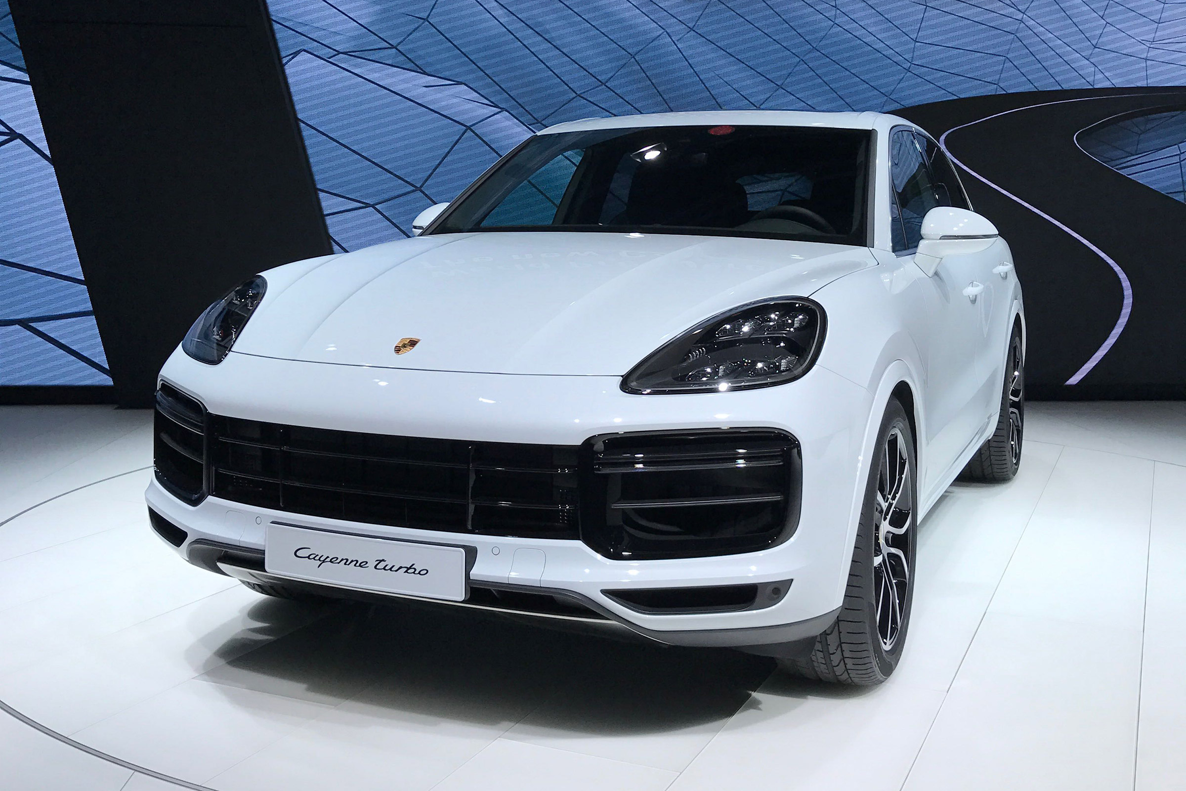 Porsche Cayenne Turbo live 1