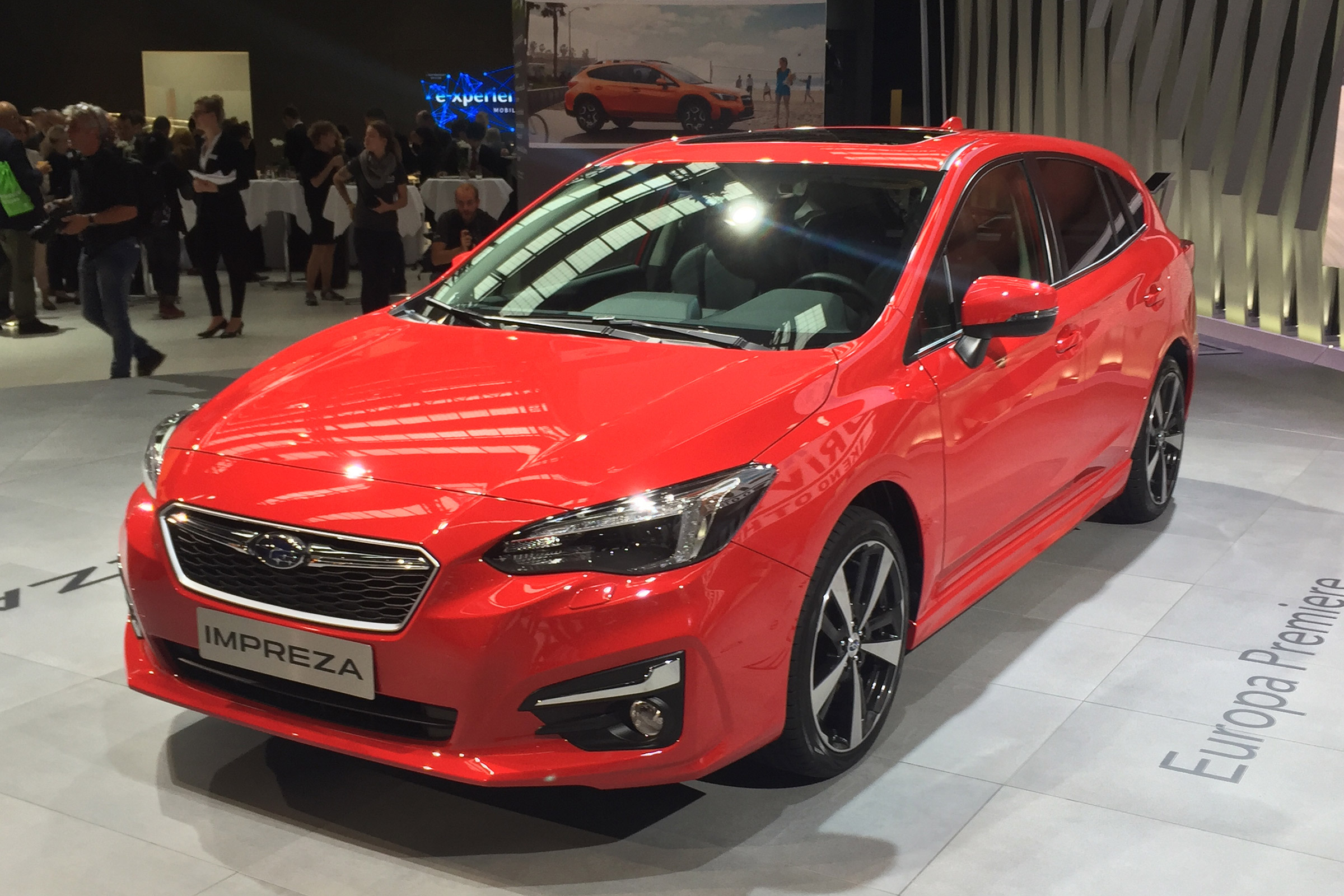 Subaru Impreza Hatch live - front