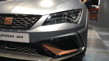SEAT Leon Cupra R revealed at Frankfurt Motor Show detail