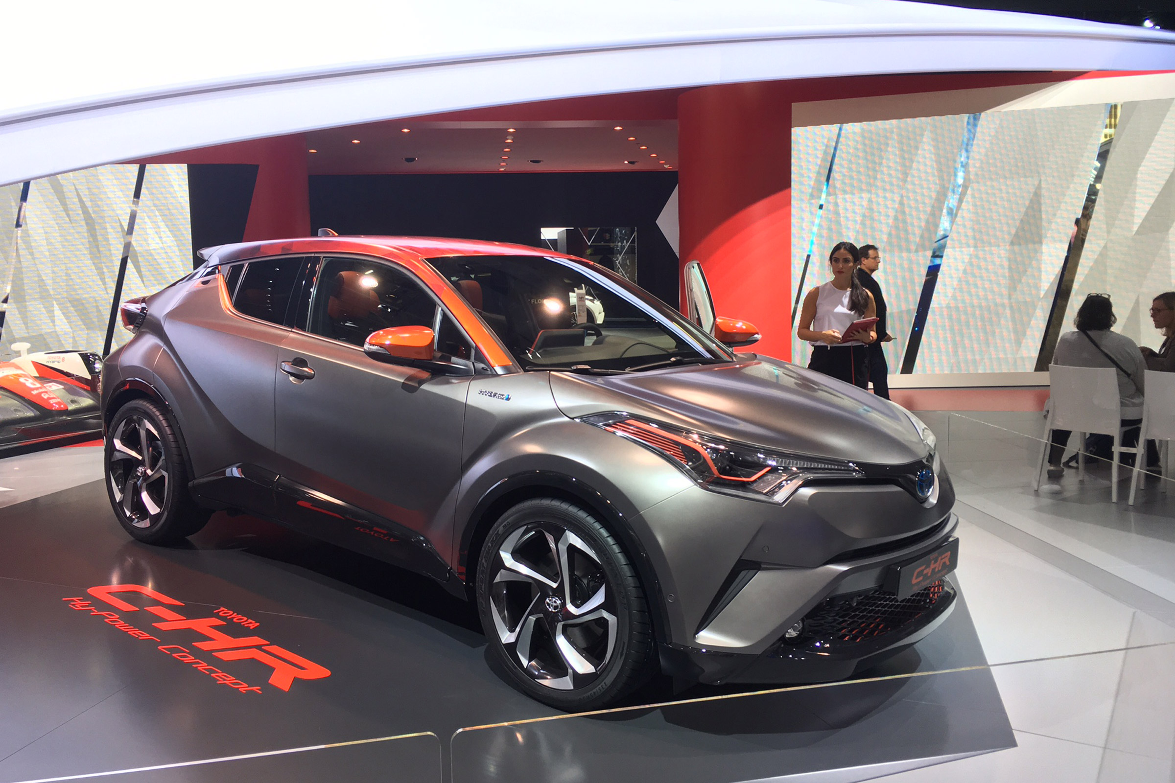 Toyota CH-R Hy-Power frankfurt
