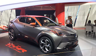 Toyota CH-R Hy-Power frankfurt