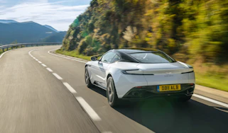 Aston Martin DB11 V8 - rear