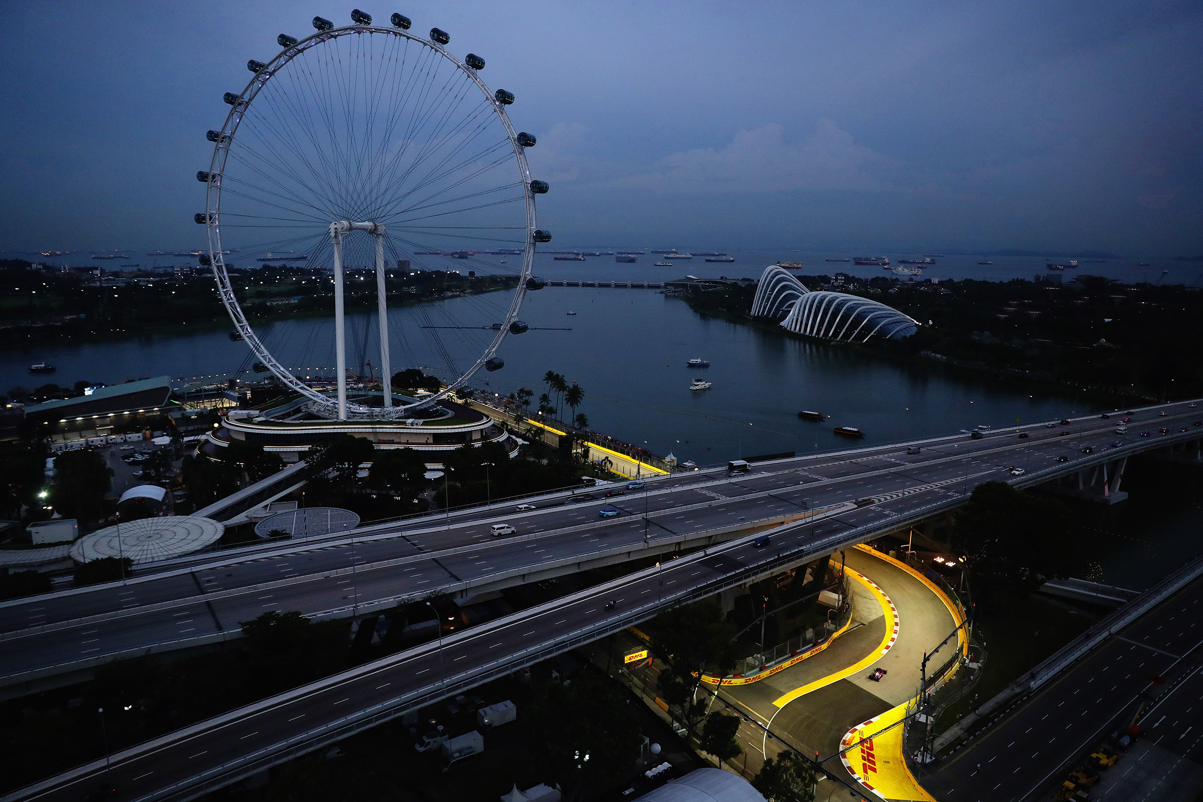 F1 Singapore - wheel