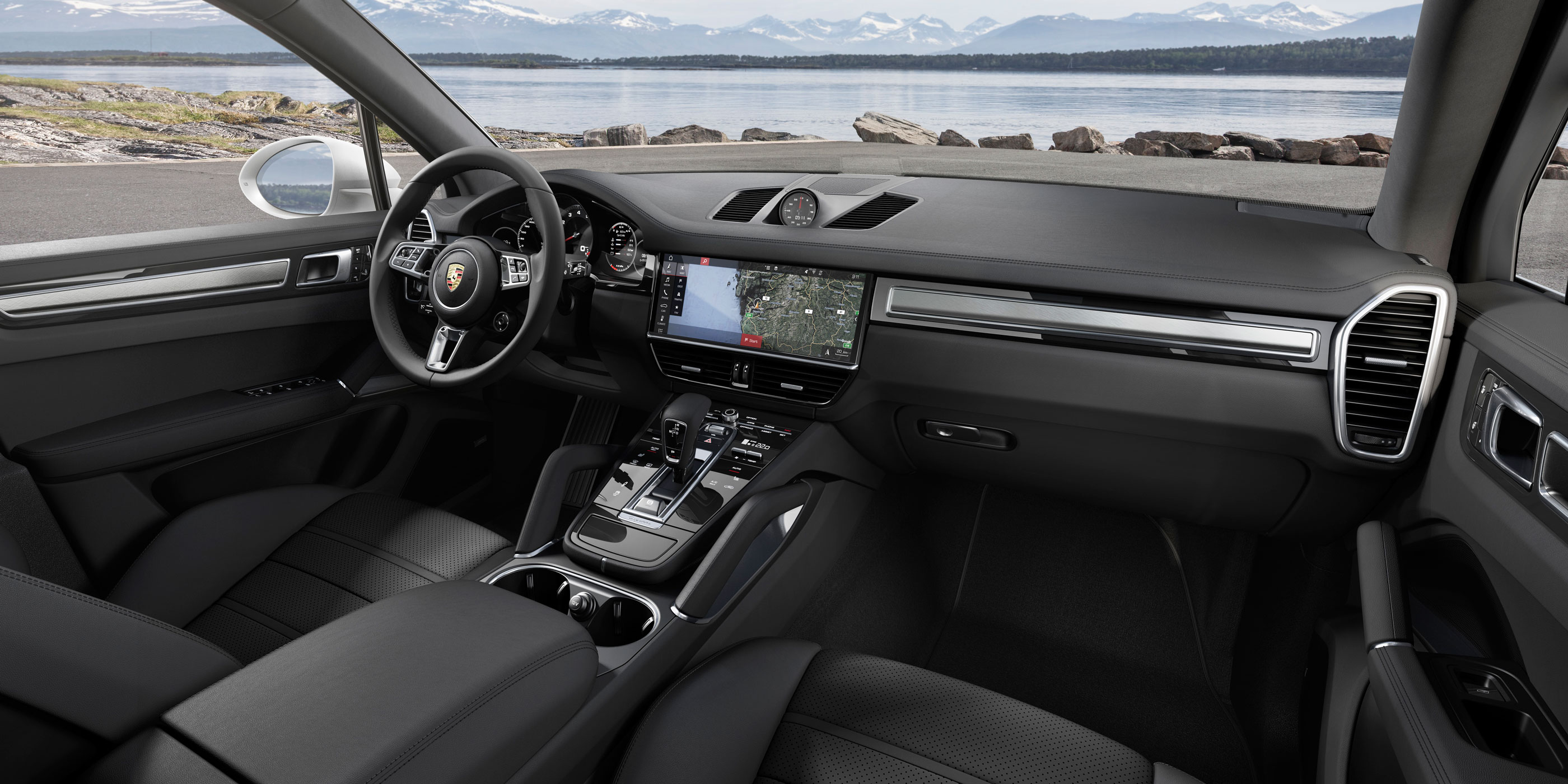 2018 Porsche Cayenne Turbo - Interior
