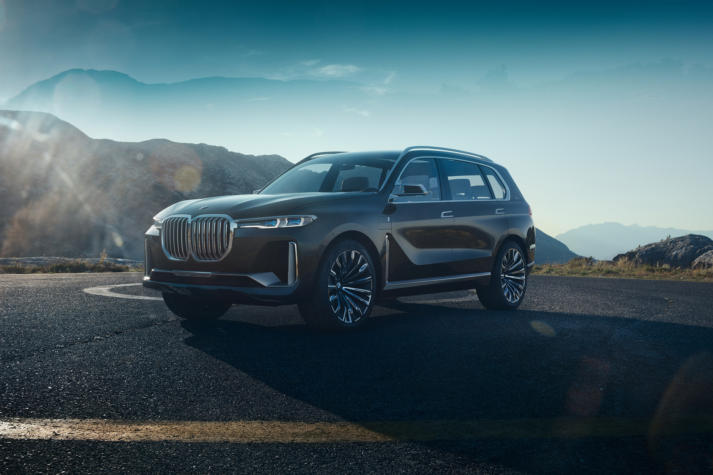 BMW X7 Concept - front