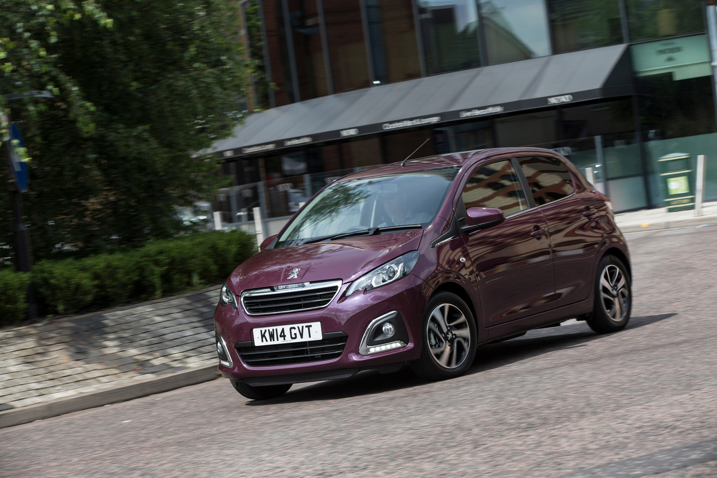 Peugeot 108 - driving