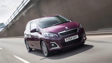 Peugeot 108 - front driving