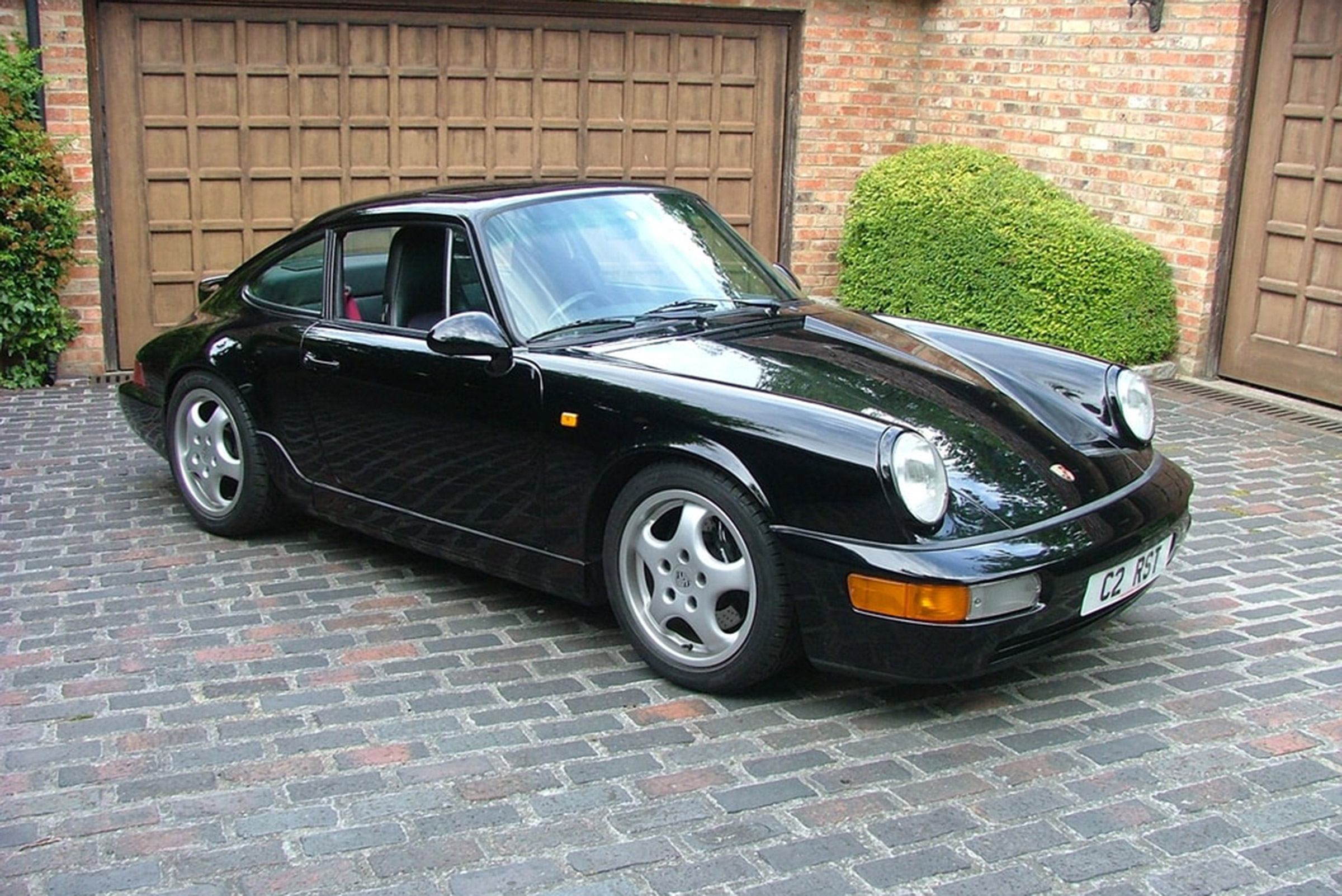 Porsche 911 Carrera RS Touring