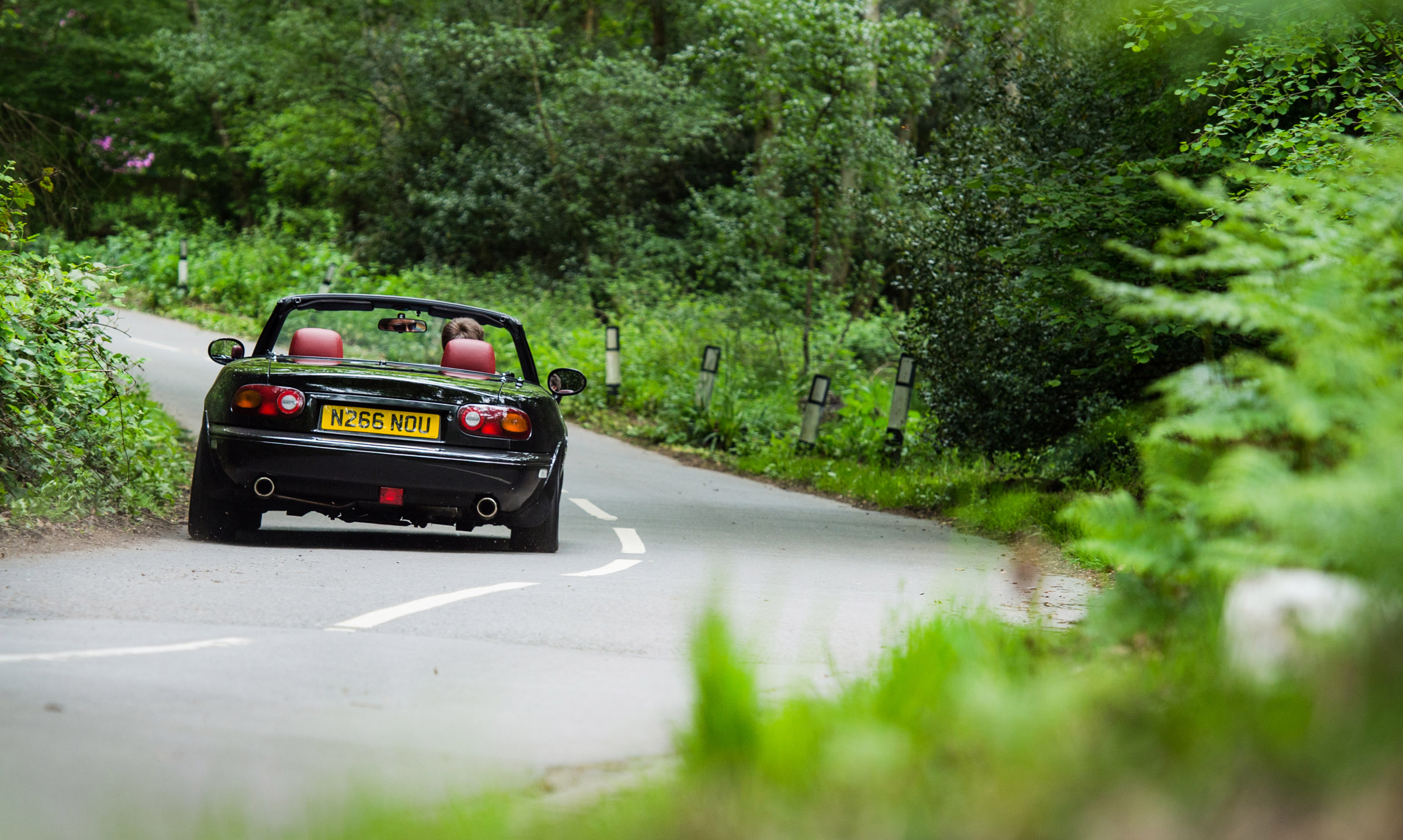 Mazda MX-5 Rocketeer rear cornering