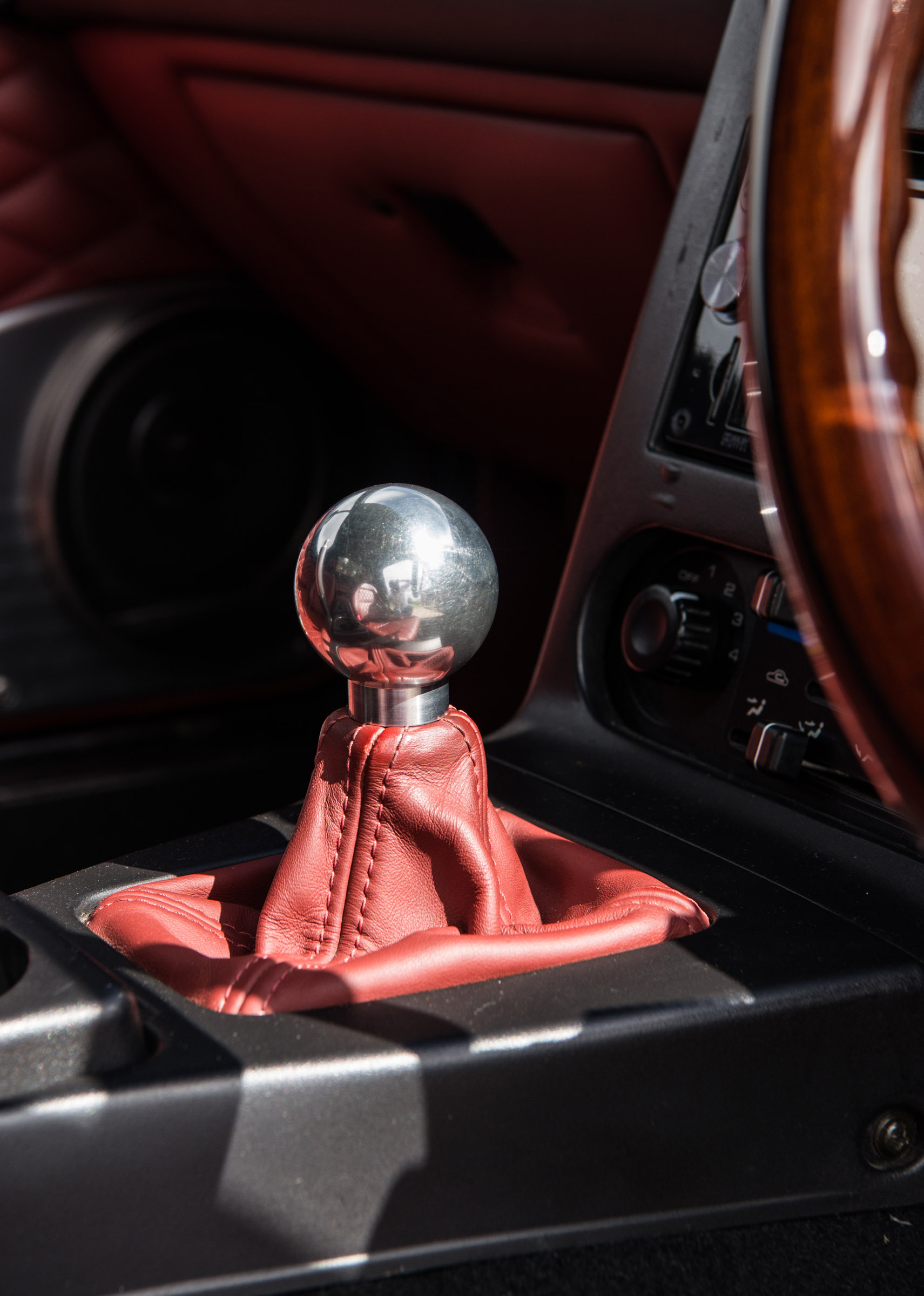 Mazda MX-5 Rocketeer gear lever