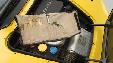 McLaren F1 - tool roll